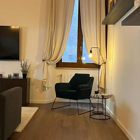 Appartamento Via Dei Pettinari Rom Exterior foto